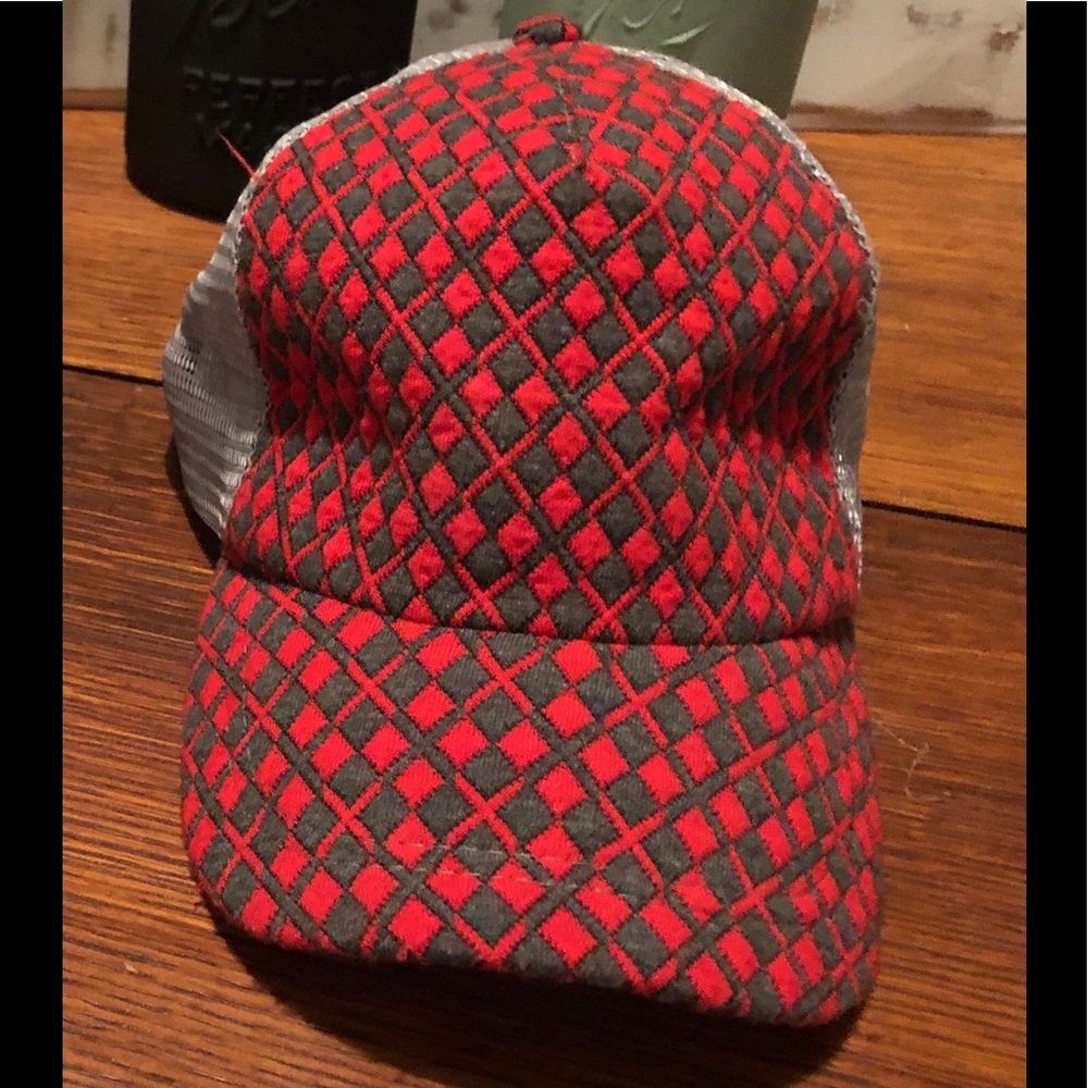 Women’s Hat from Buckle